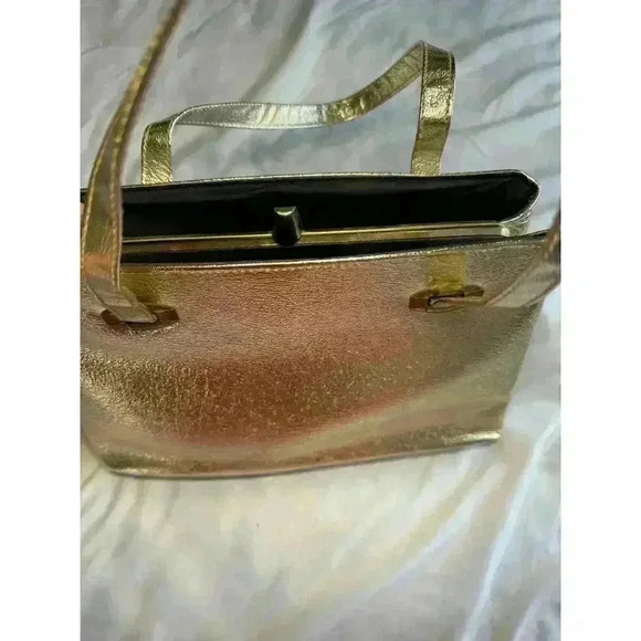 1960s Ladies Gold Purse - Picture 8 of 11